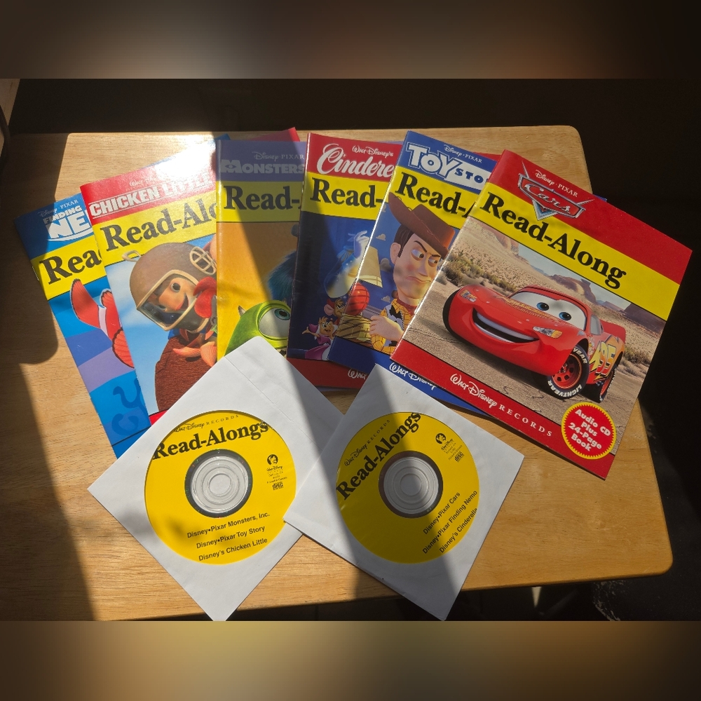 Story Reader me reader - Disney's Aladdin, Nemo, Cars, Toy Story, Monsters Inc